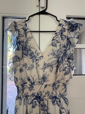Express Cream and Blue Floral Midi Dress